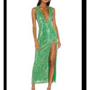 H:OURS Mahlia Maxi Dress in Green